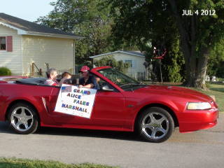 2012-07-04 Grand_Marshall_Alice_Fales